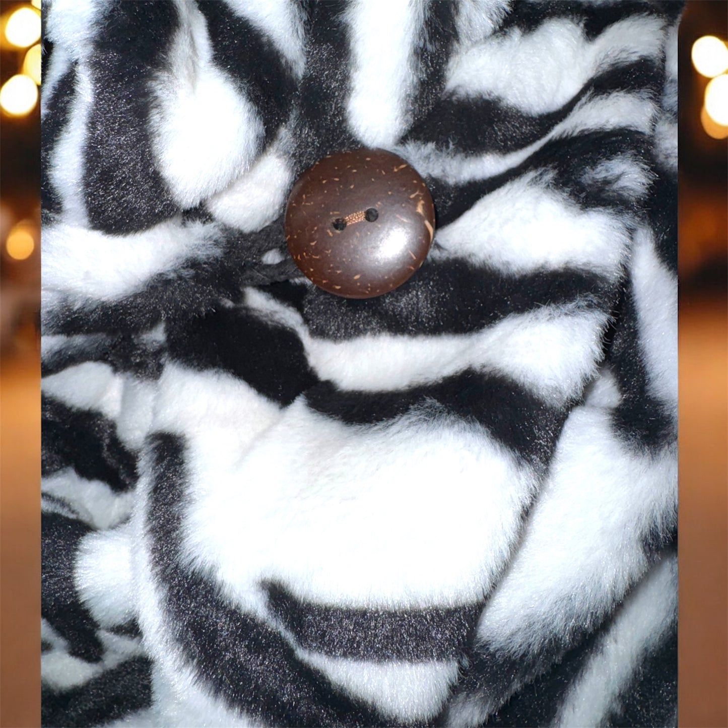 Kuschel-Plüschdreieckstuch mit Knopf