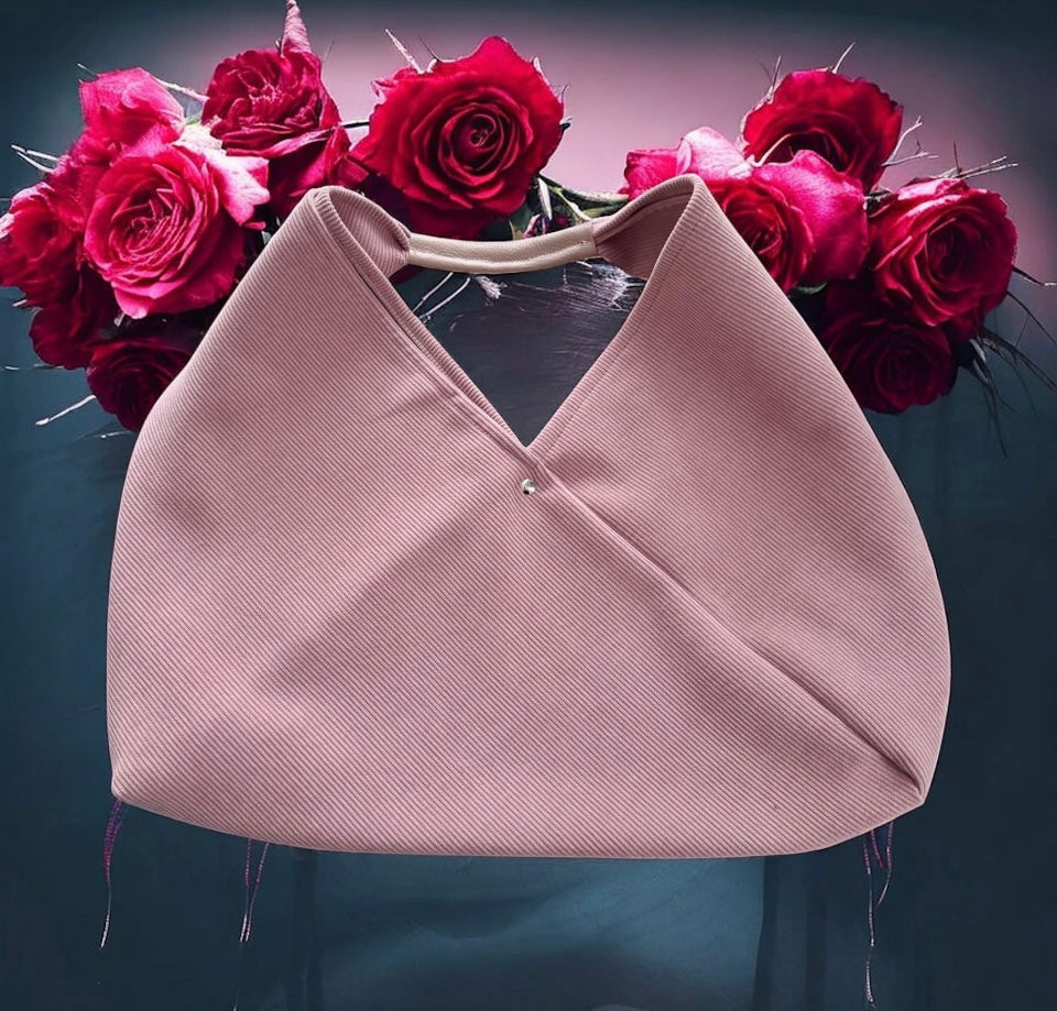 Shopper im Cordlook